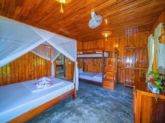 פונג נה Jungle Boss Travel Lodge מראה חיצוני תמונה